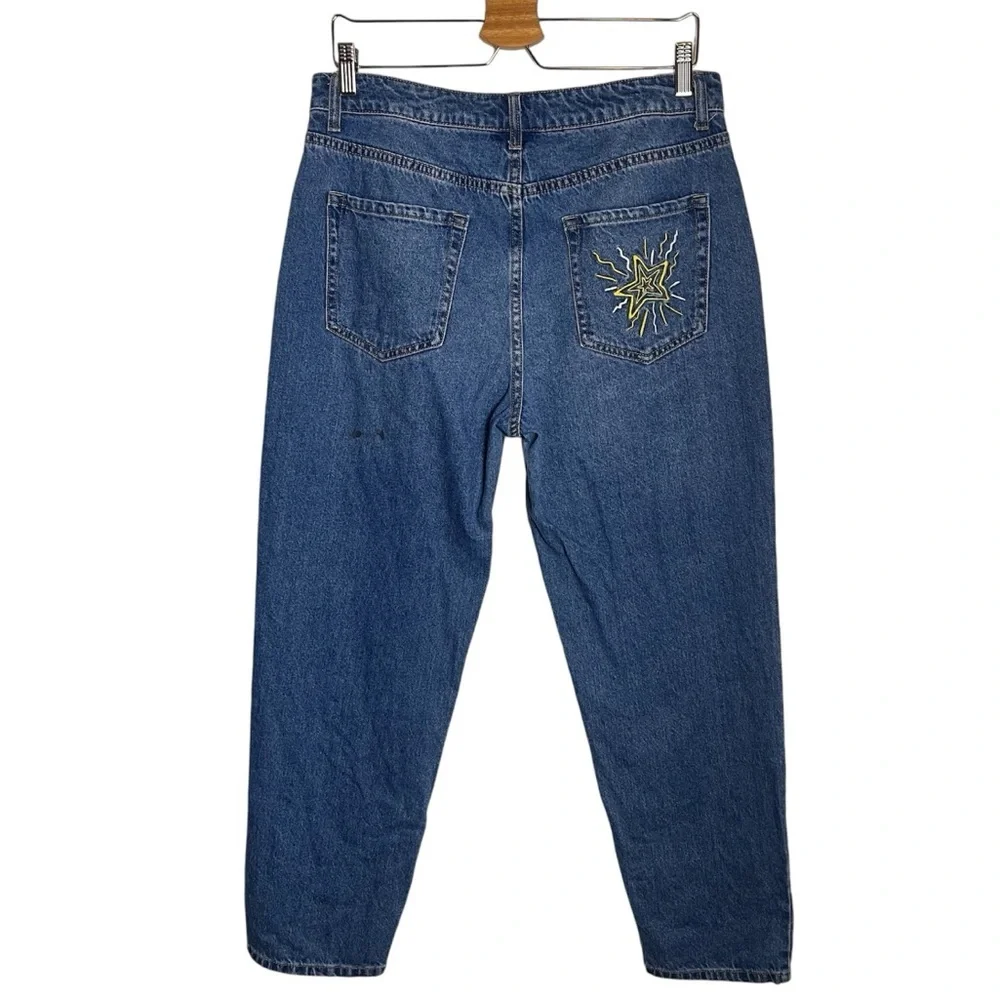 FOREVER 21 Embroidered Jeans